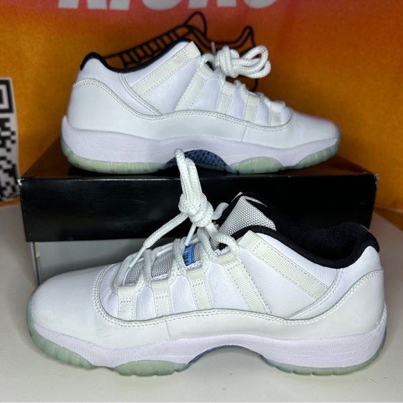 Jordan 11 Low Retro GS Legend Blue Size 7Y Pre-loved - Picture 3 of 7